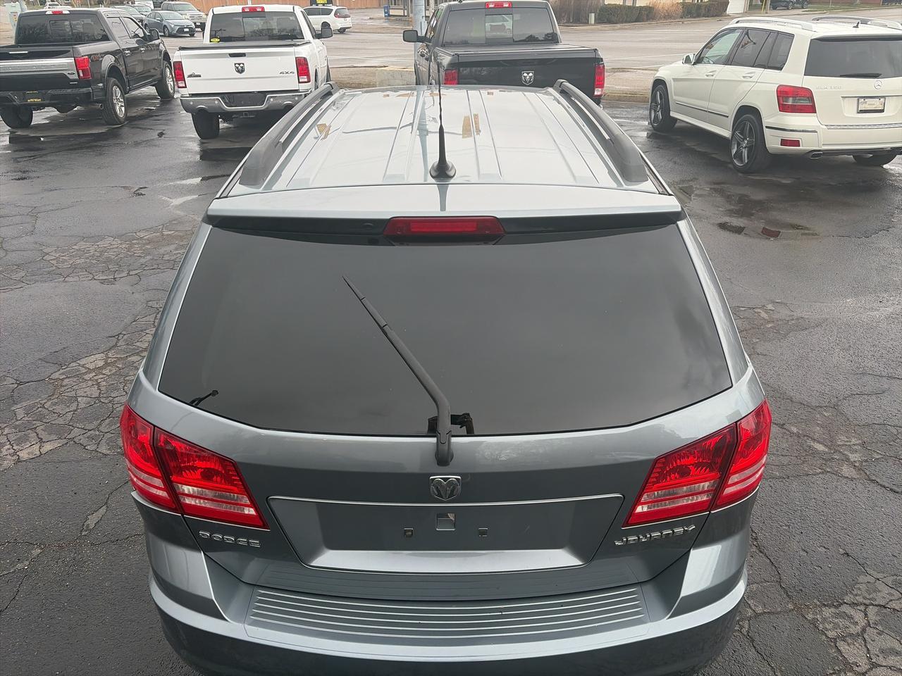 2010 Dodge Journey SE-ONE OWNER-CLEAN CARFAX-LOW KM Photo