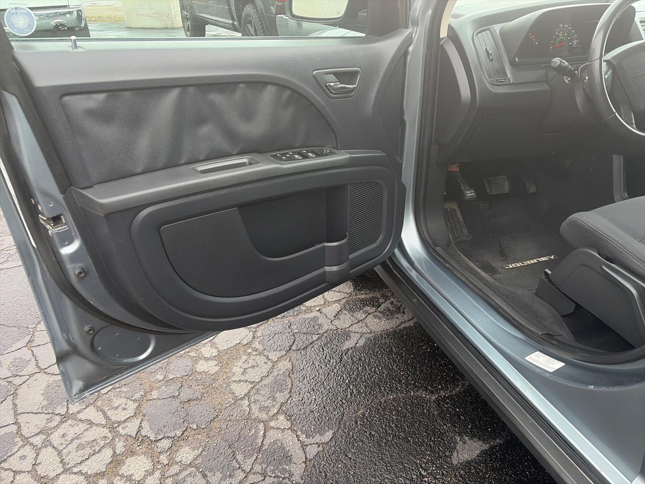 2010 Dodge Journey SE-ONE OWNER-CLEAN CARFAX-LOW KM Photo