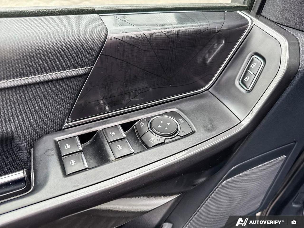 2023 Ford F-150 XLT   FX4 OFF RD PKG   TAILGATE STEP Photo