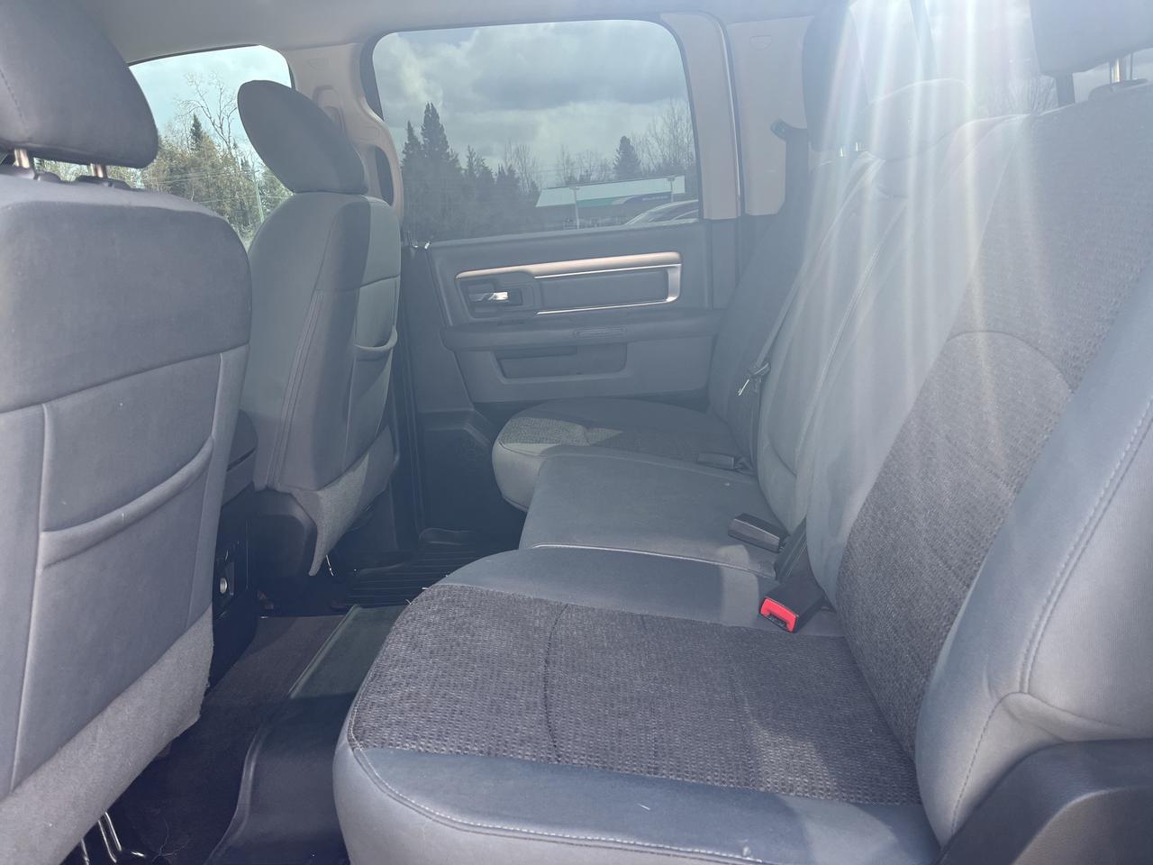 2018 RAM 1500 SLT - Tow Pkg - Bluetooth Photo