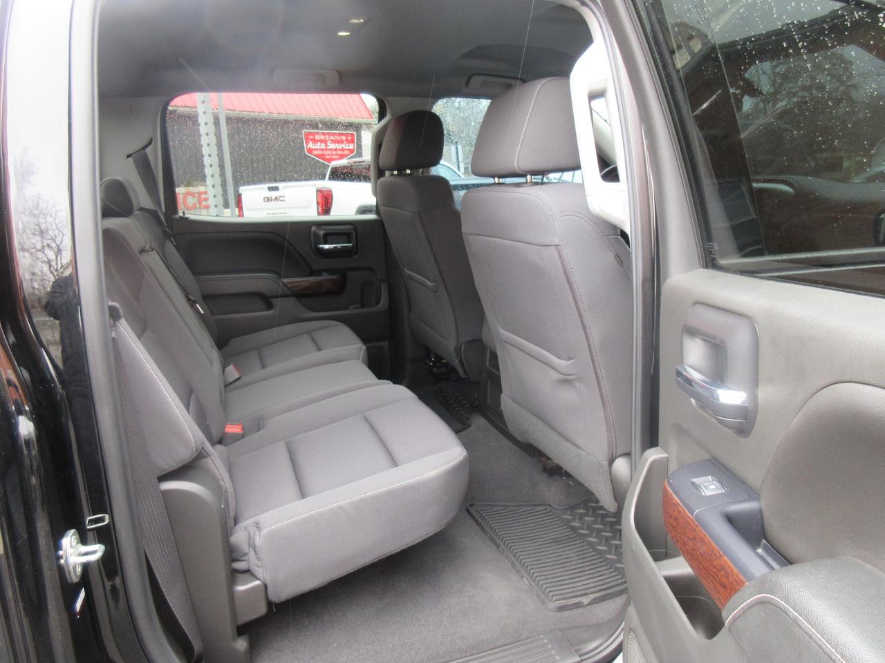 2018 GMC Sierra 1500 4WD CREW CAB 143.5" SLE Photo