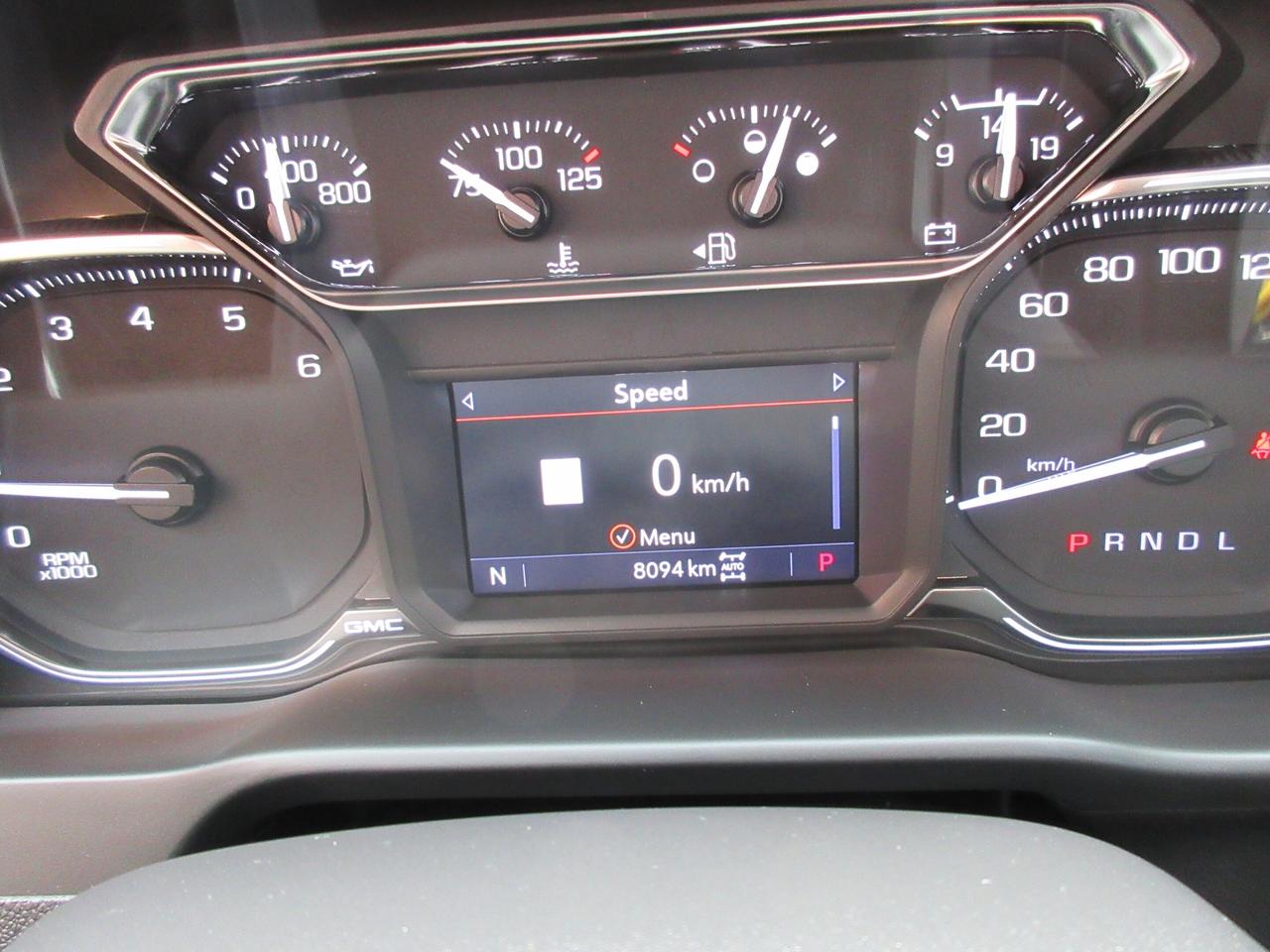 2022 GMC Sierra 1500 Limited 4WD Crew Cab 147" AT4 Photo