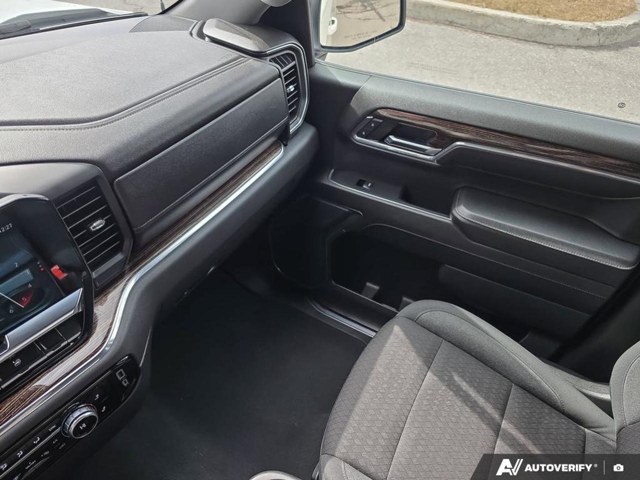 2024 GMC Sierra 1500 SLE | Wireless Apple Car Play | Android Auto | Photo