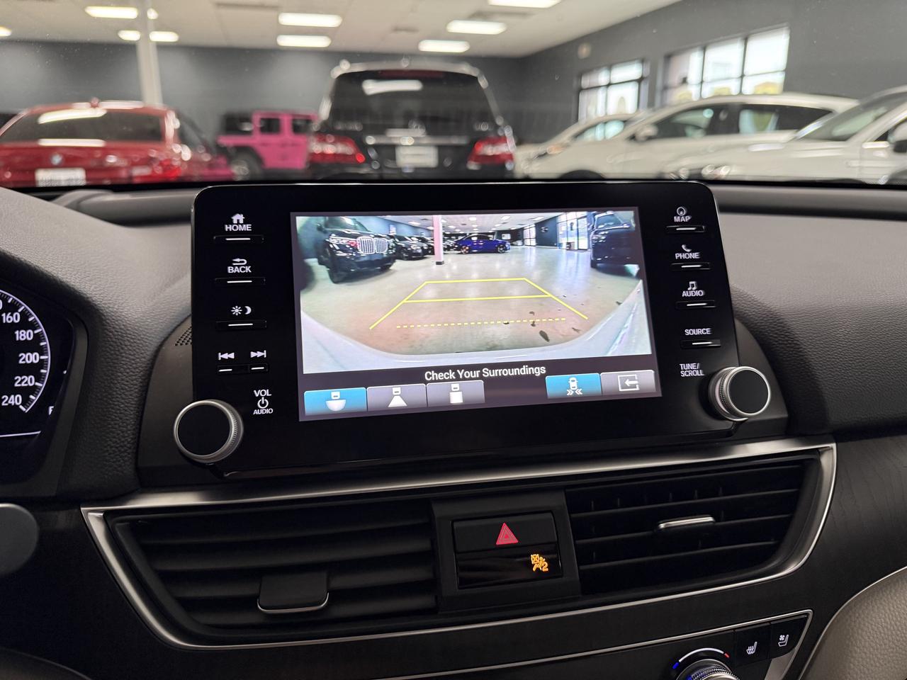 2019 Honda Accord Touring Photo