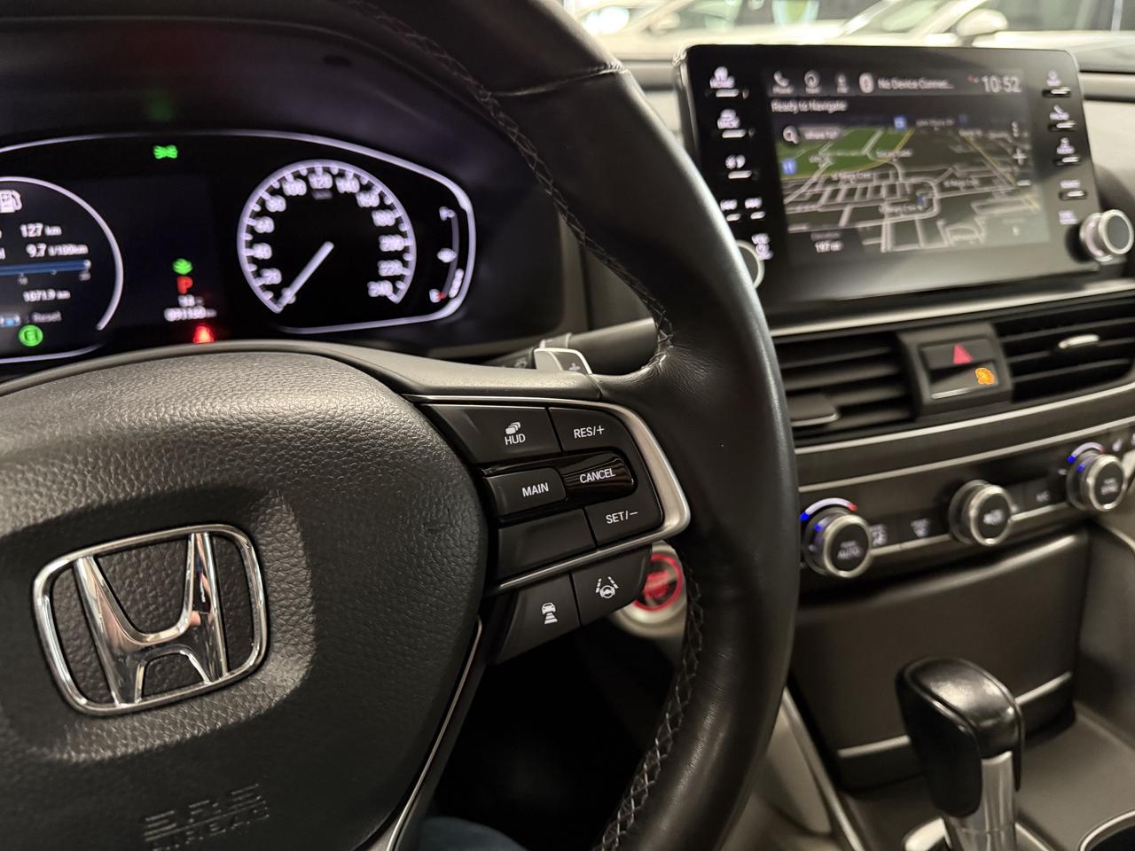 2019 Honda Accord Touring Photo