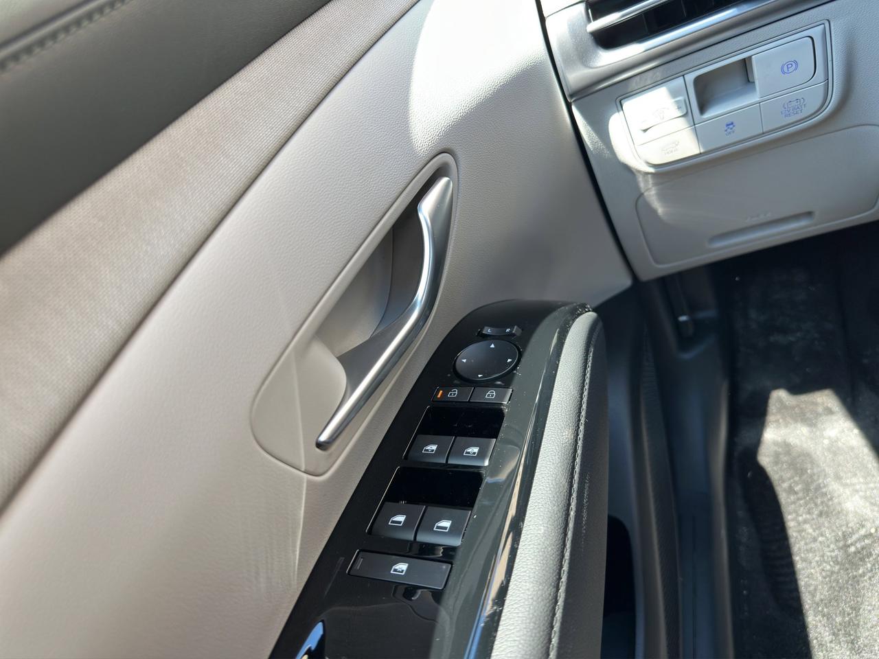2026 Hyundai Tucson Hybrid Ultimate Photo