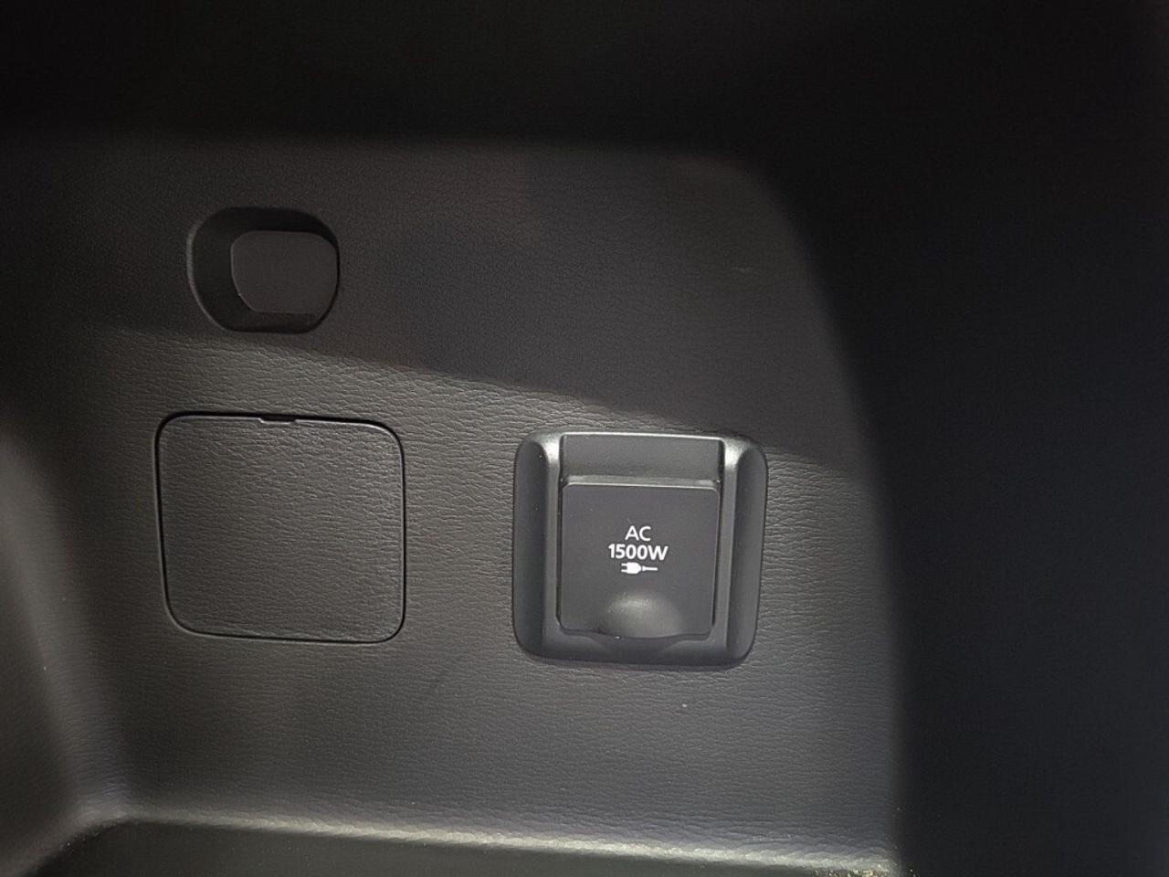 2023 Mitsubishi Outlander PHEV PHEV SEL AWD   Plug-In Hybrid   7 Passenger   Leat Photo