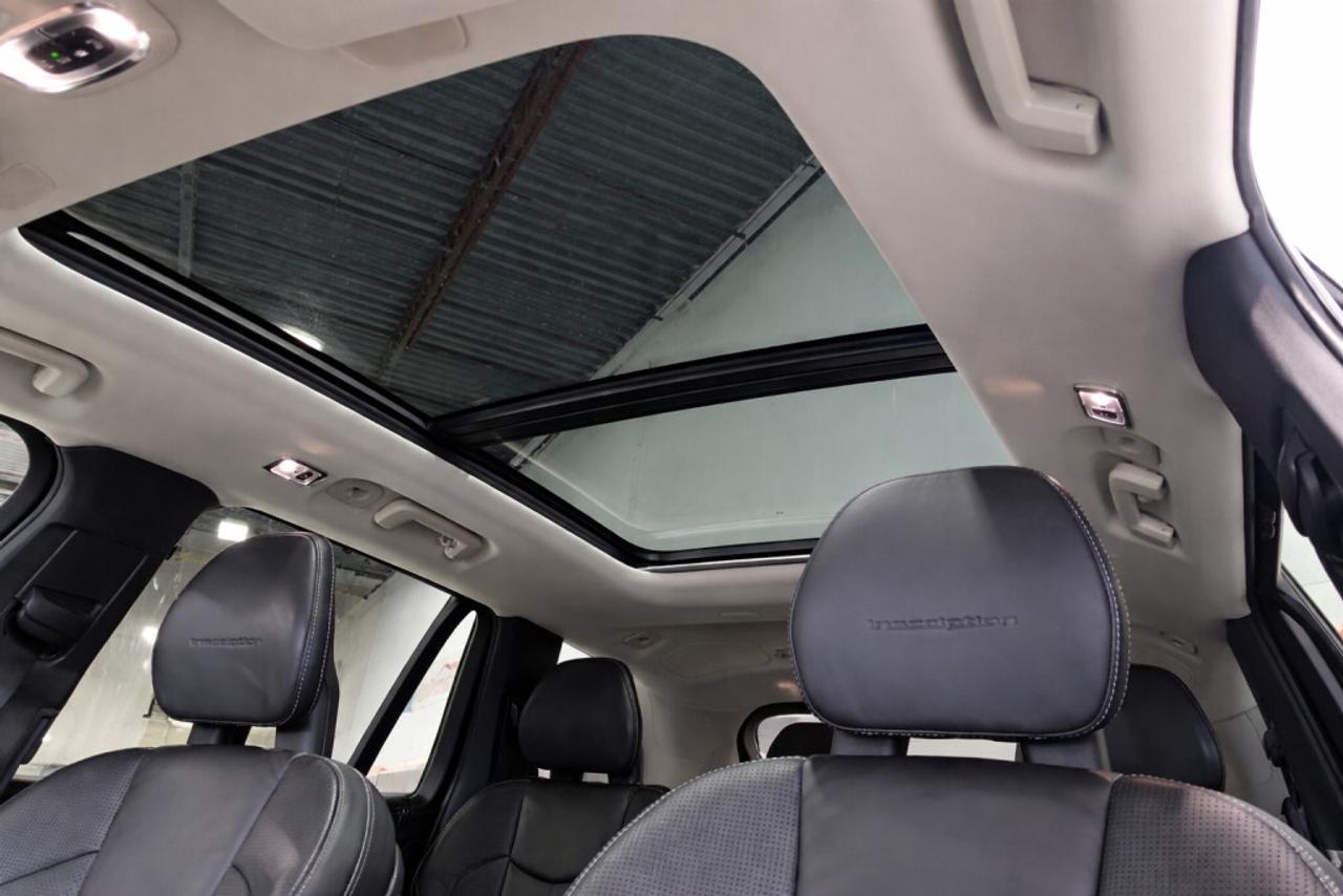 2016 Volvo XC90 T6 Inscription 7 Seater AWD/Clean Carfax/ Exceptio Photo