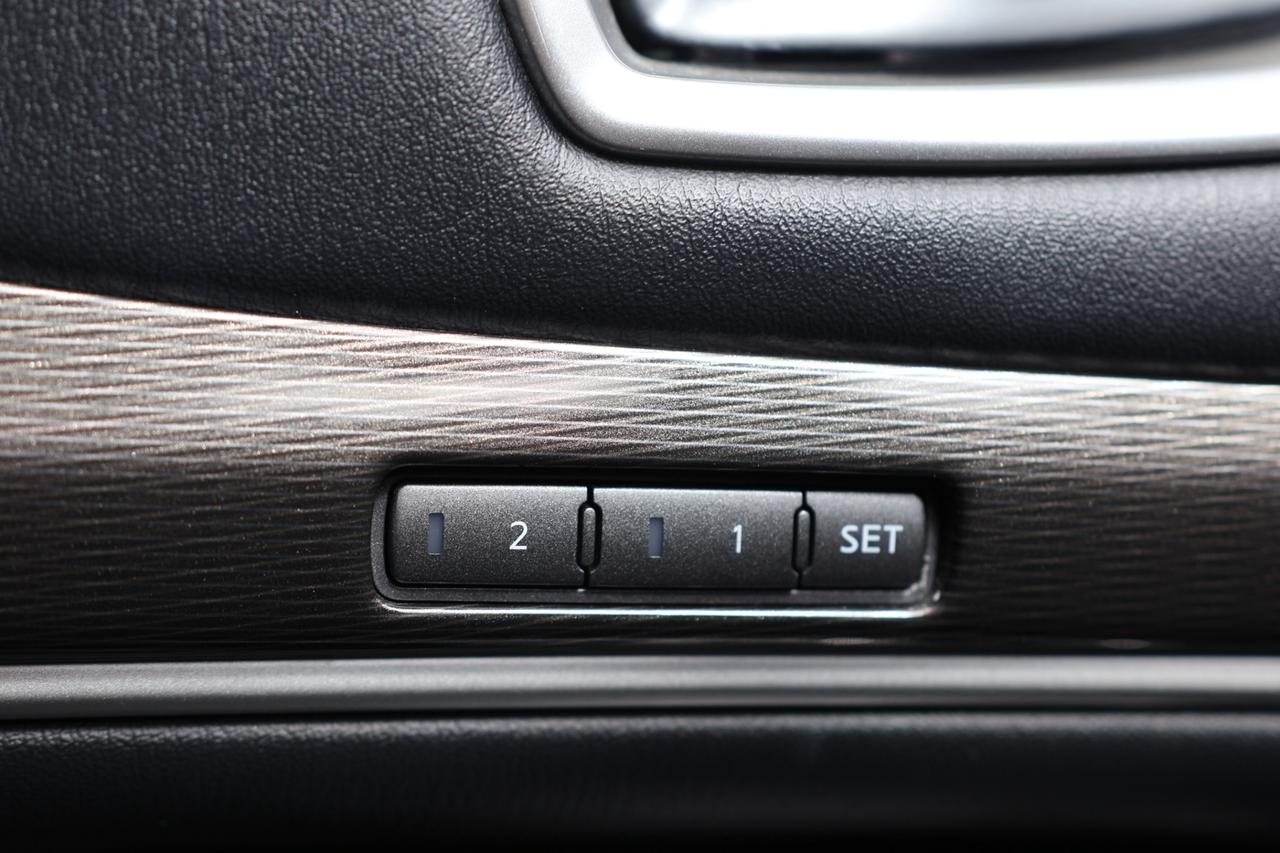 2018 Infiniti QX60 PURE AWD-7PASS-R STARTER/360 CAM/NAV/LEATHER/P SEA Photo