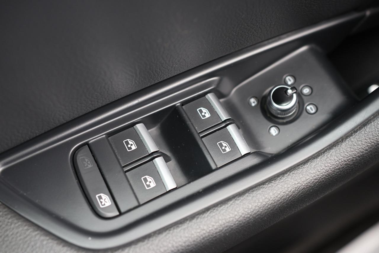 2018 Audi A4 TECHNIK-S LINE-AWD/NAV/360CAM/BLIS/P SNSR/PSEAT/H Photo