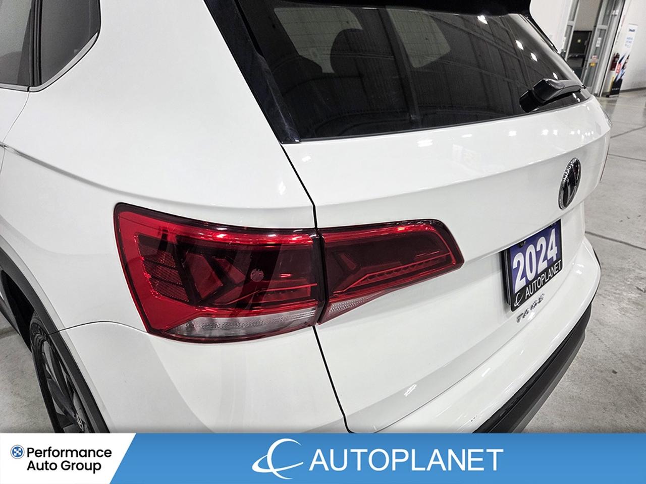 2024 Volkswagen Taos Comfortline FWD, Apple CarPlay, Panoramic Sunroof Photo