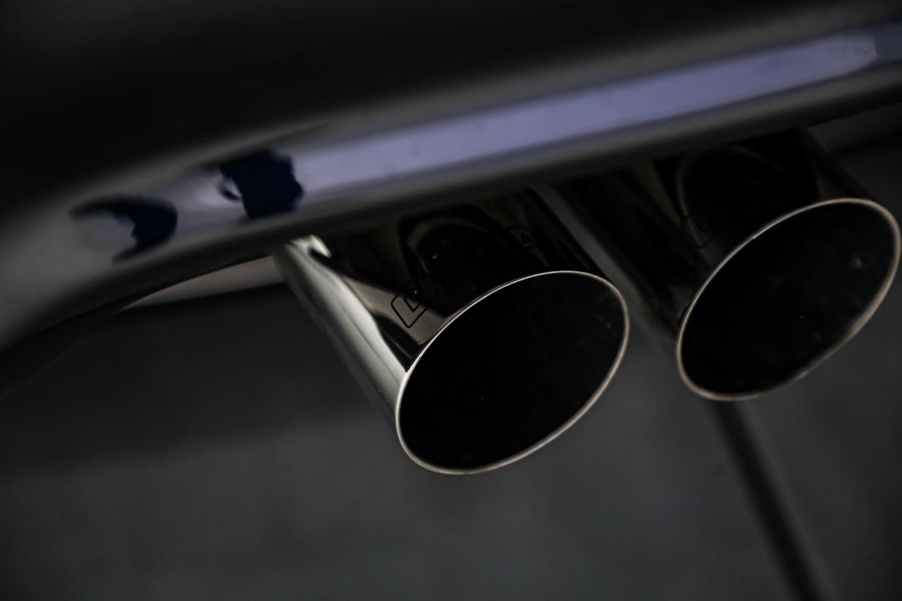 2000 BMW 5 Series M5 SEDAN V8 MANUAL CARAMELINT NOACIDNT CANADIANCAR Photo