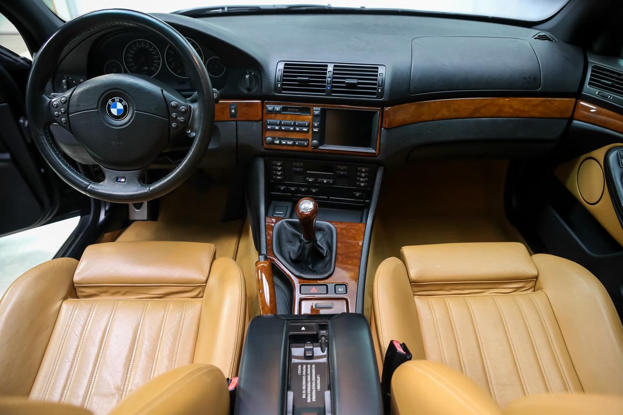 2000 BMW 5 Series M5 SEDAN V8 MANUAL CARAMELINT NOACIDNT CANADIANCAR Photo