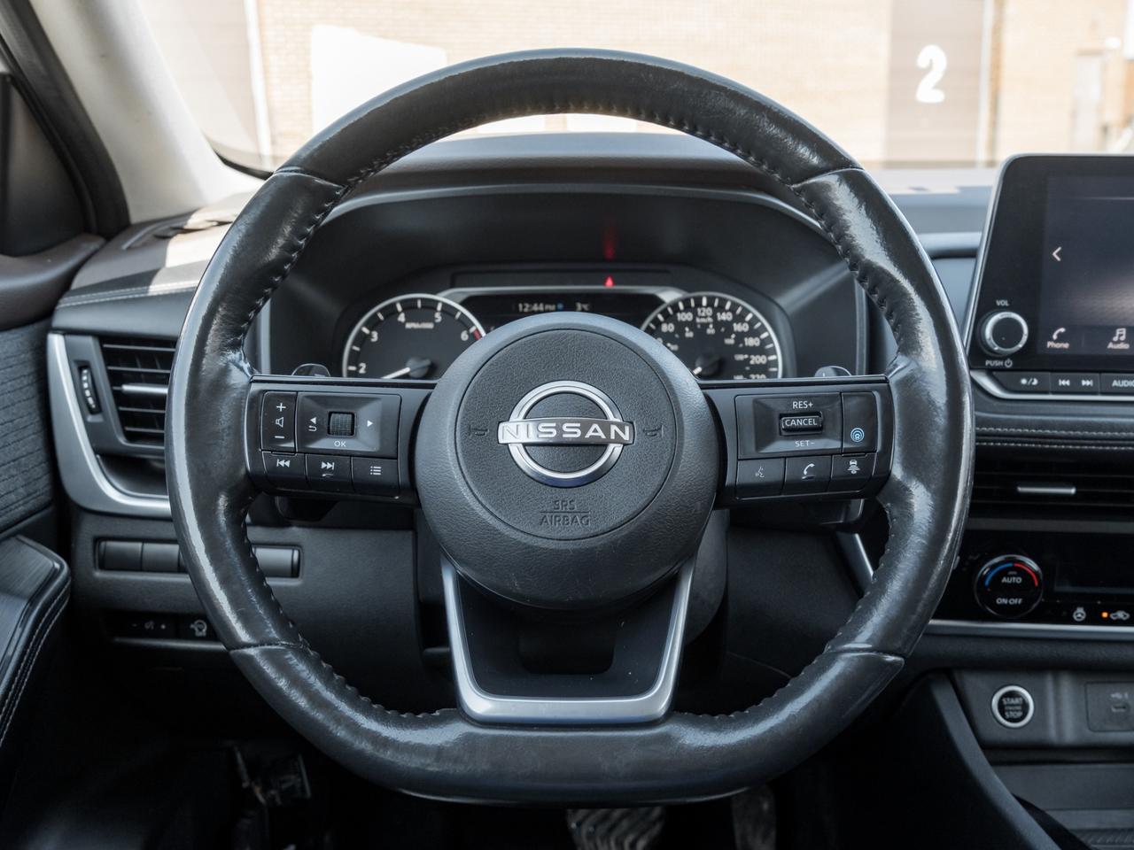 2023 Nissan Rogue AWD SV Moonroof, Camera, Leather Photo