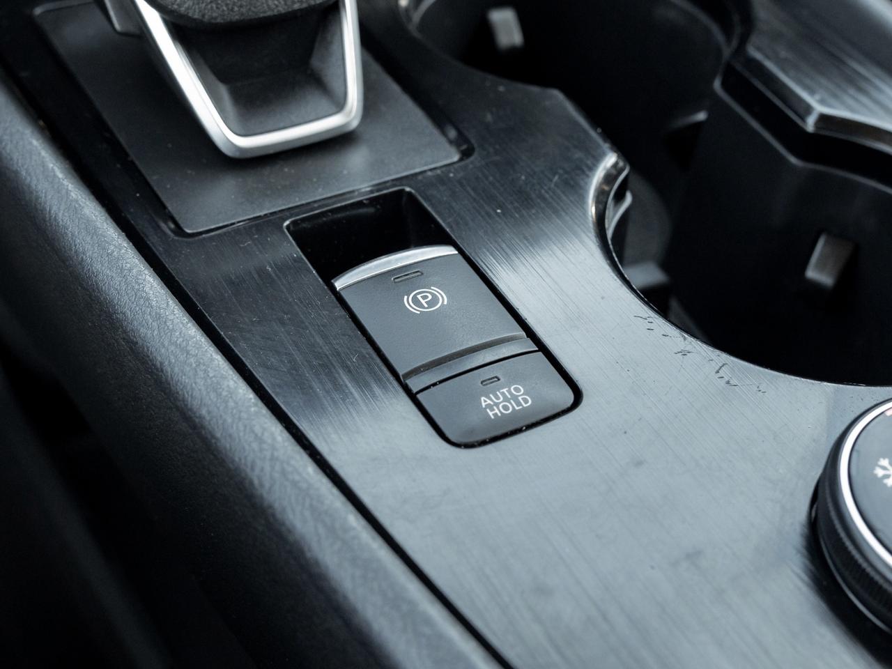 2023 Nissan Rogue AWD SV Moonroof, Camera, Leather Photo