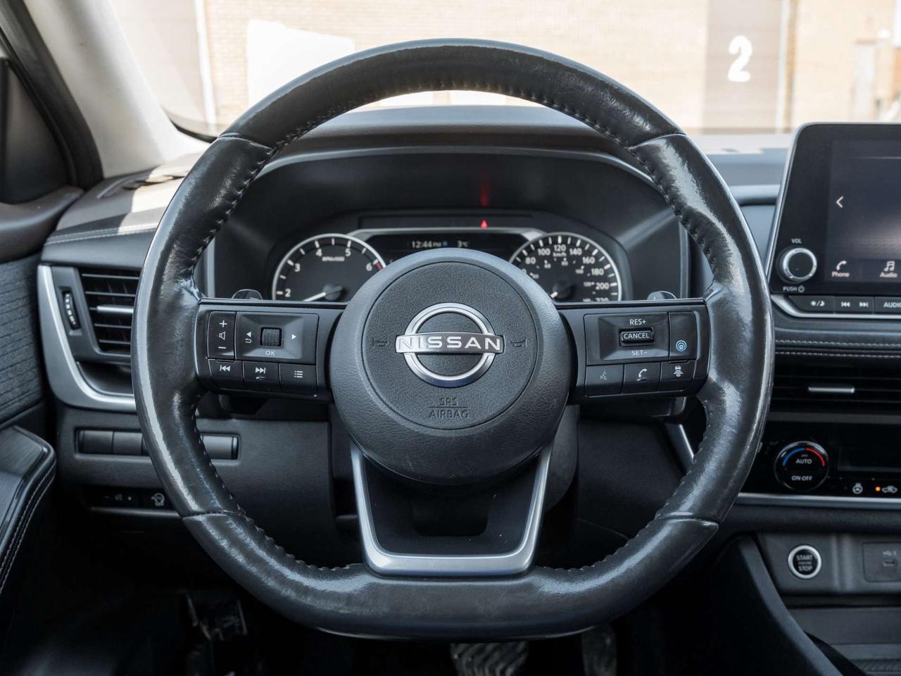 2023 Nissan Rogue AWD SV Moonroof, Camera, Leather Photo