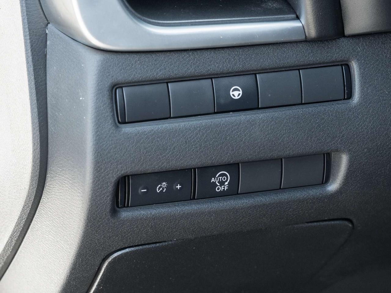 2023 Nissan Rogue AWD SV Moonroof, Camera, Leather Photo