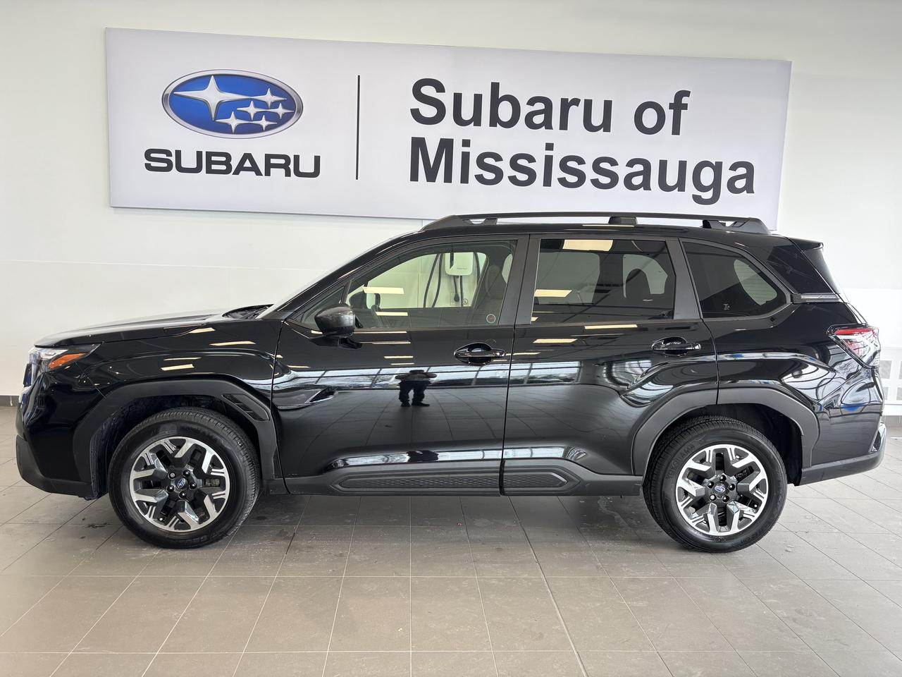 2025 Subaru Forester TOURING AWD   1OWNER  CLEAN CARFAX   SUNROOF   CAM Photo