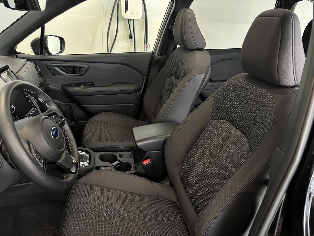 2025 Subaru Forester TOURING AWD   1OWNER  CLEAN CARFAX   SUNROOF   CAM Photo