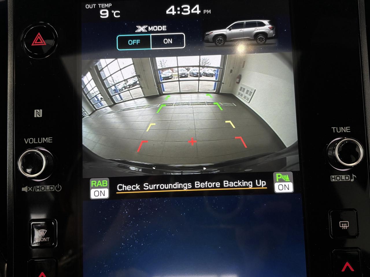 2025 Subaru Forester TOURING AWD   1OWNER  CLEAN CARFAX   SUNROOF   CAM Photo