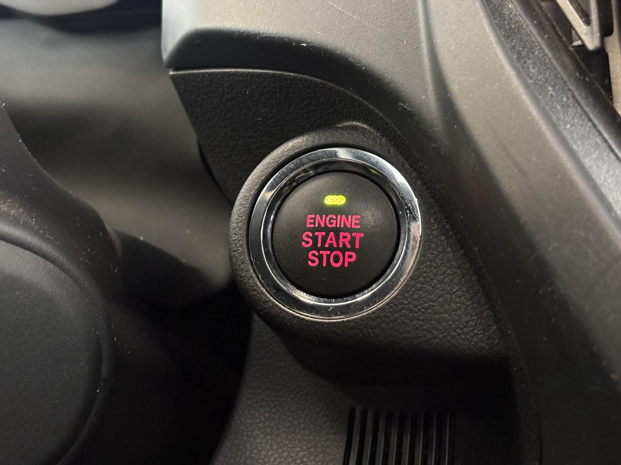 2025 Subaru Forester TOURING AWD   1OWNER  CLEAN CARFAX   SUNROOF   CAM Photo