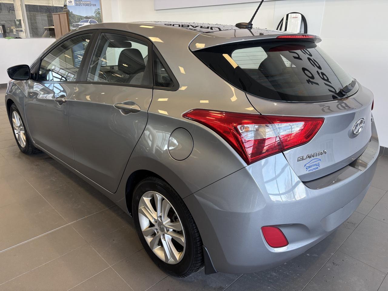 2013 Hyundai Elantra GT GLS  CLEAN CARFAX  SUNROOF  HEATED SEAT  BLUETOOTH Photo