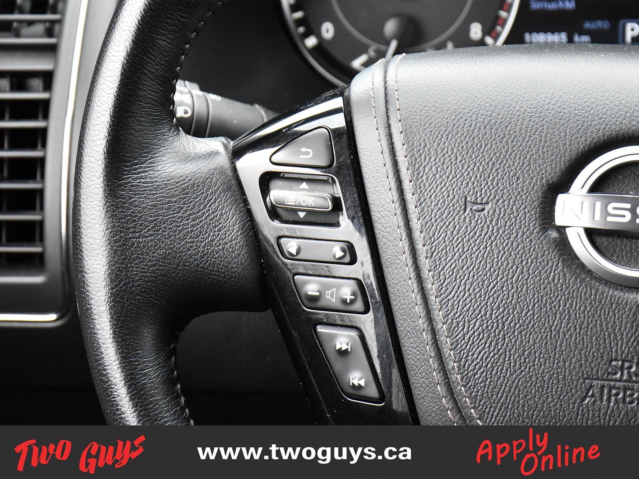 2024 Nissan Armada Platinum 5.6L 4WD   Leather   Sunroof   Nav   7 Pa Photo