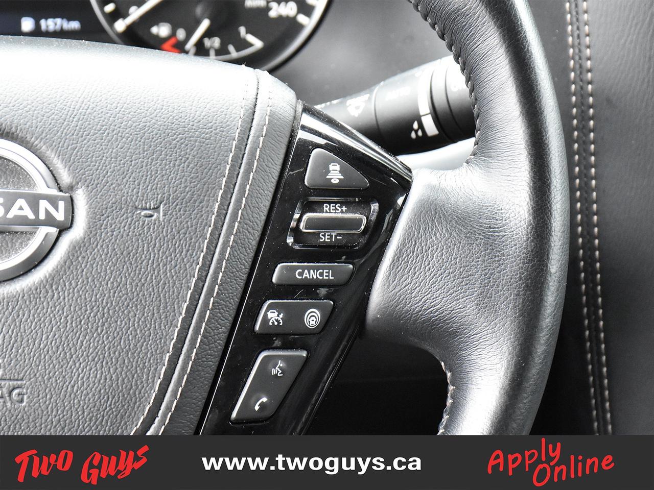 2024 Nissan Armada Platinum 5.6L 4WD   Leather   Sunroof   Nav   7 Pa Photo