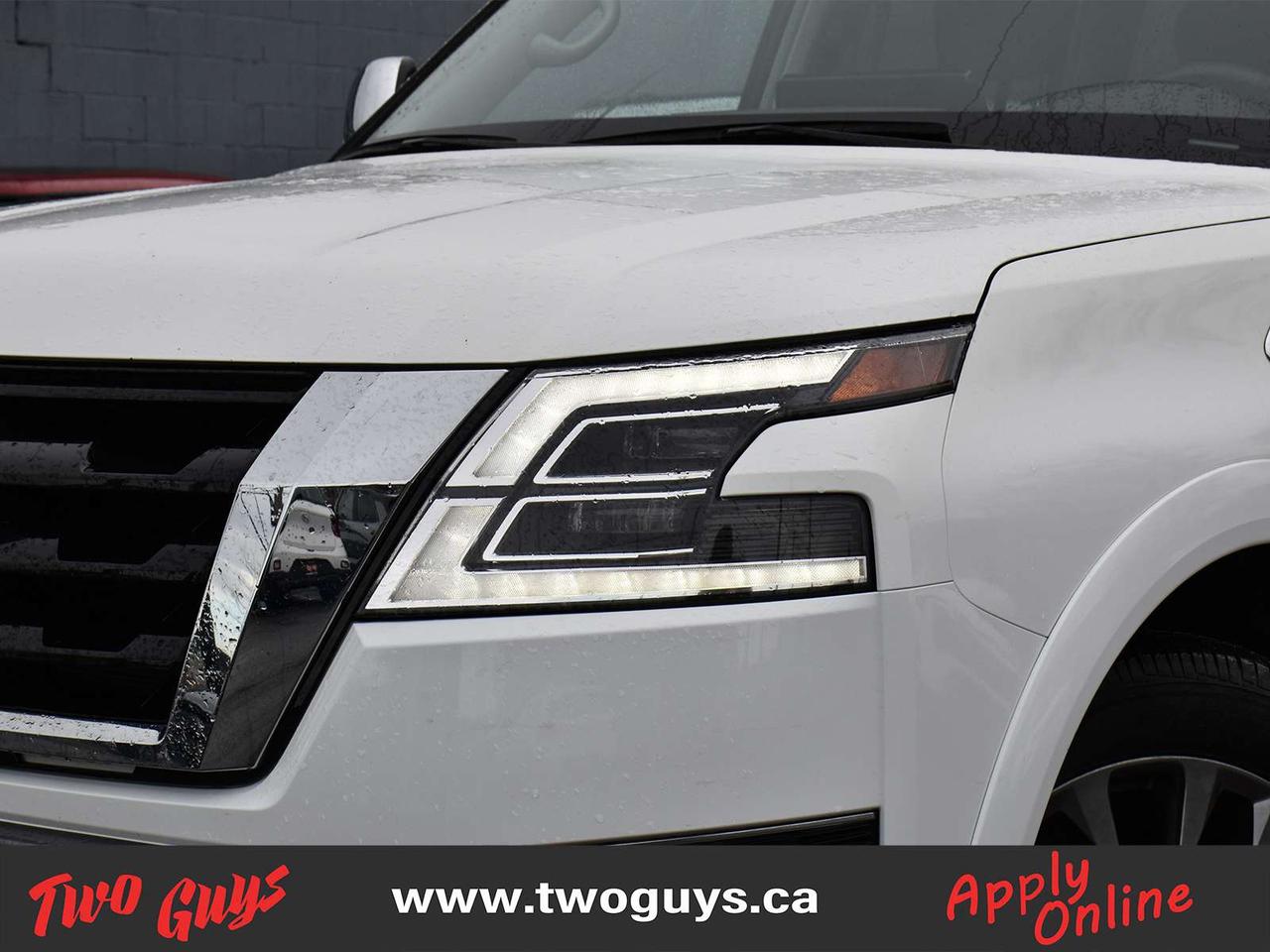 2024 Nissan Armada Platinum 5.6L 4WD   Leather   Sunroof   Nav   7 Pa Photo