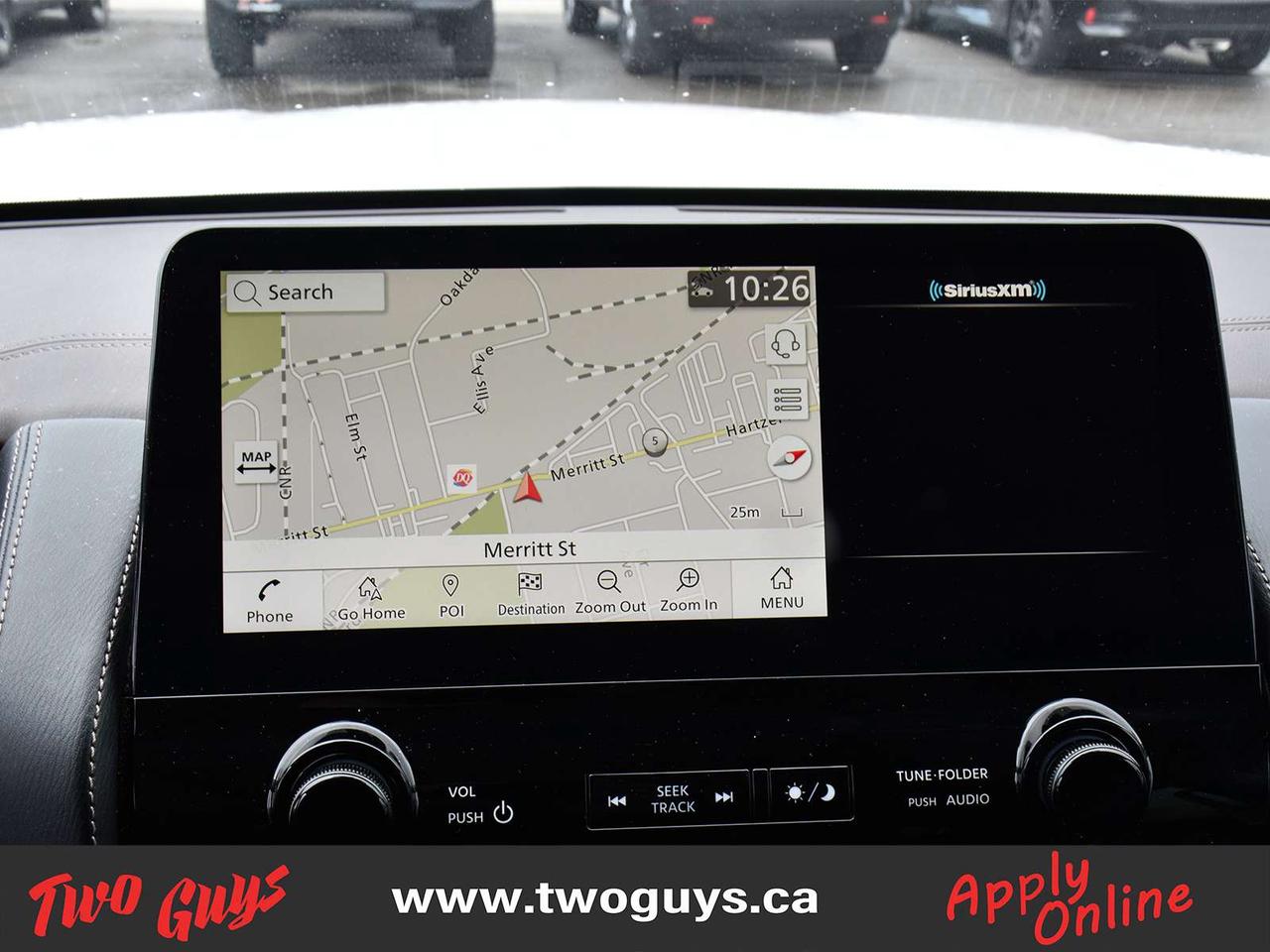 2024 Nissan Armada Platinum 5.6L 4WD   Leather   Sunroof   Nav   7 Pa Photo