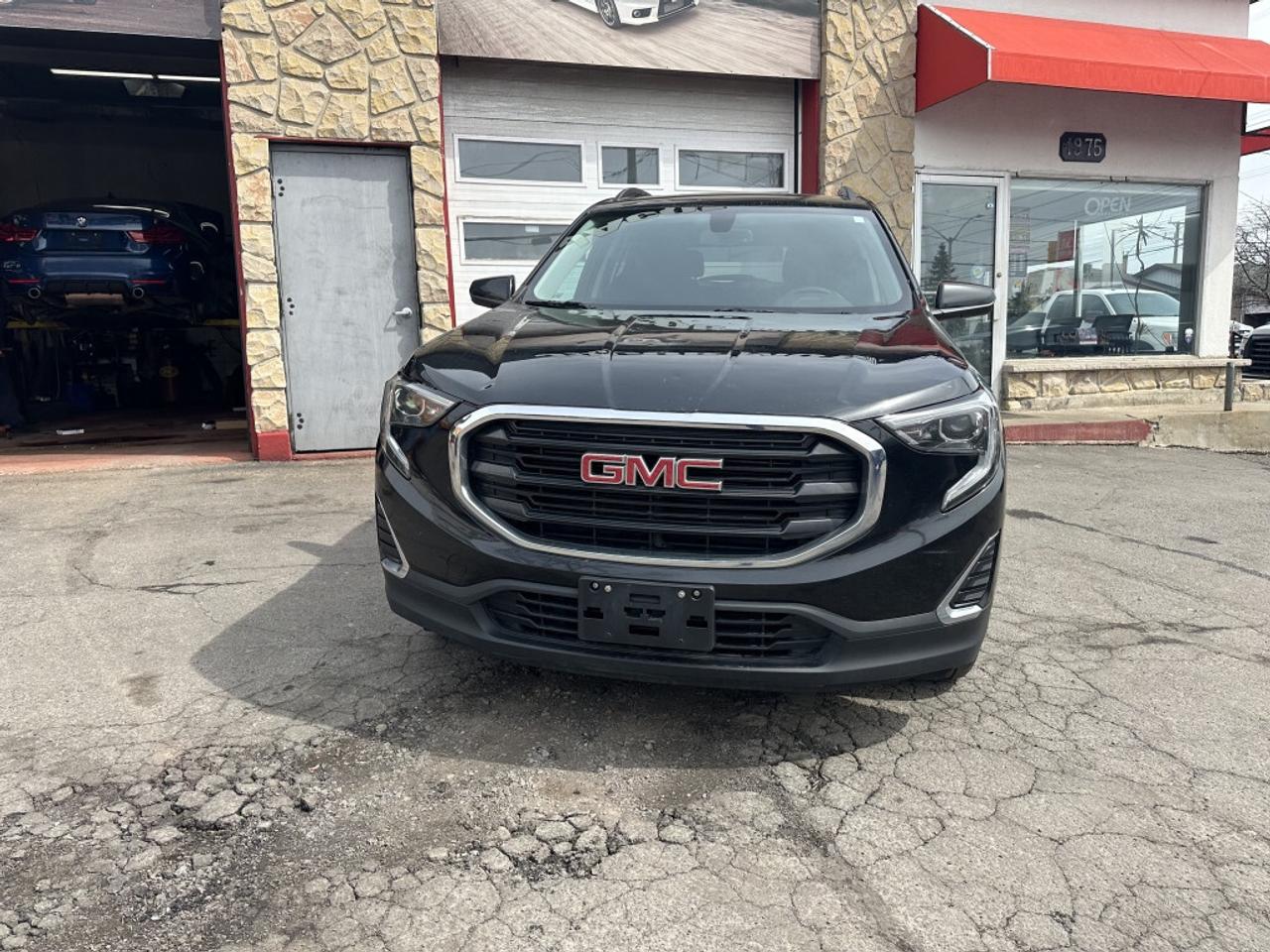 2019 GMC Terrain AWD 4DR SLE Photo