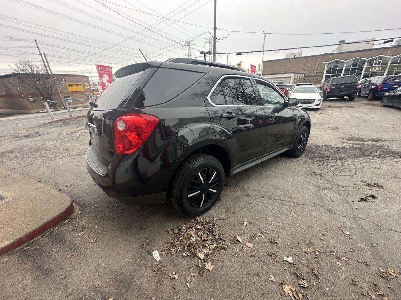 2015 Chevrolet Equinox FWD 4dr LT w/1LT Photo