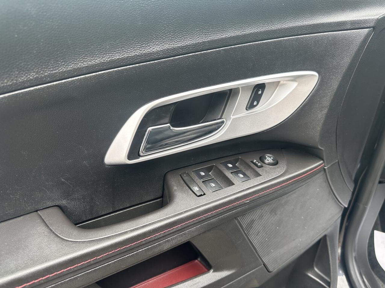 2015 Chevrolet Equinox FWD 4dr LT w/1LT Photo