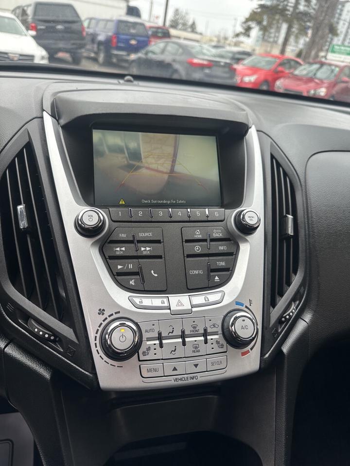 2015 Chevrolet Equinox FWD 4dr LT w/1LT Photo