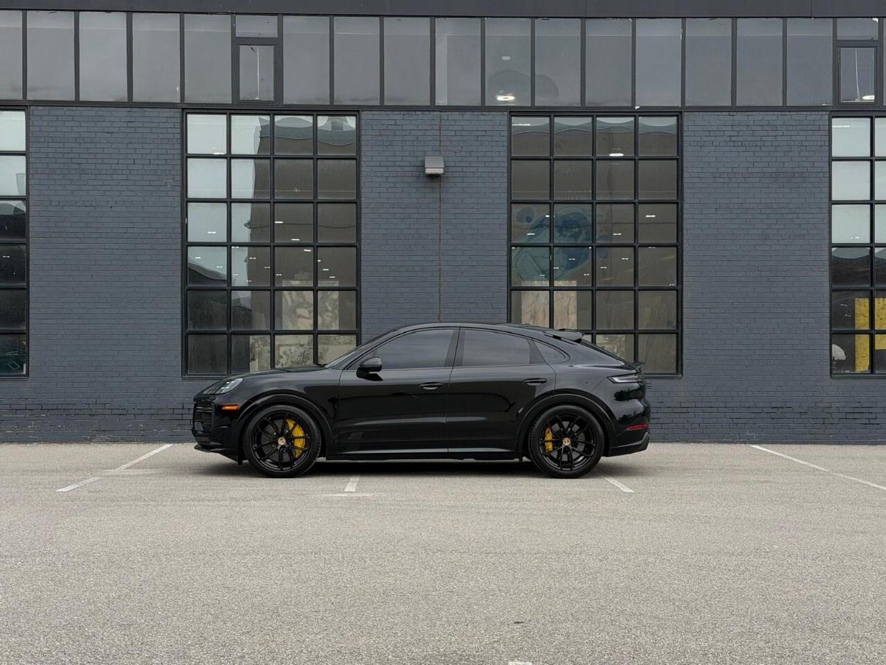 2024 Porsche Cayenne Turbo GT Coupe AWD Photo