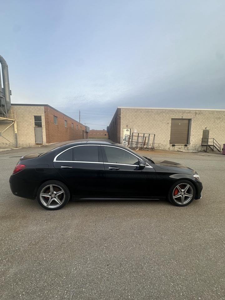2017 Mercedes-Benz C-Class 4dr Sdn C 300 4MATIC/ALLOYS/SUNROOF/AS-IS Photo