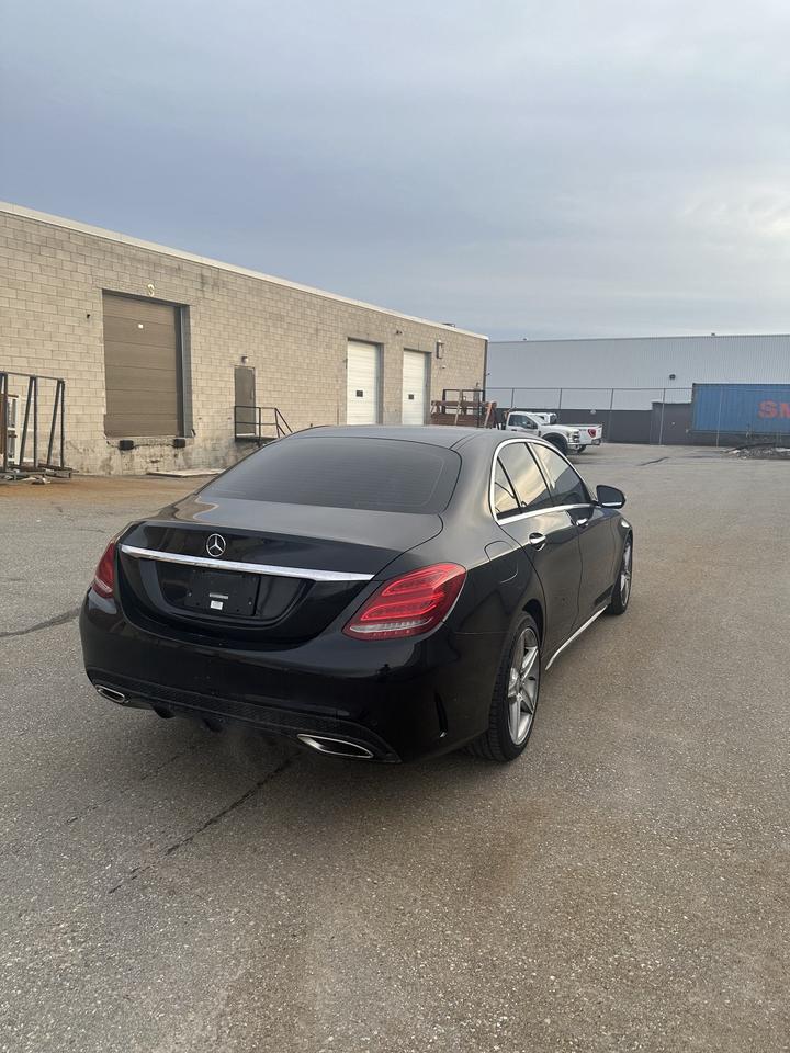 2017 Mercedes-Benz C-Class 4dr Sdn C 300 4MATIC/ALLOYS/SUNROOF/AS-IS Photo
