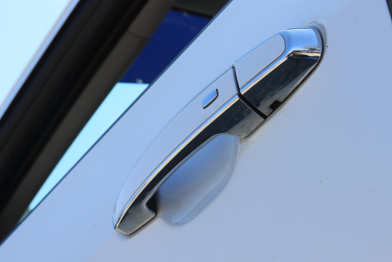 2017 Chevrolet Volt Premier | Leather | Nav | 1 Owner | Clean Carfax Photo56