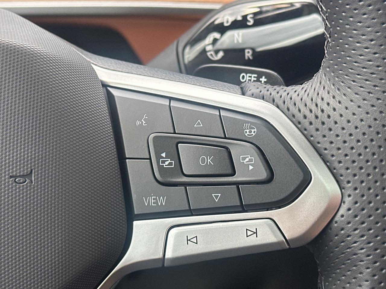 2026 Volkswagen Tiguan Highline Turbo R-Line 4MOTION Photo