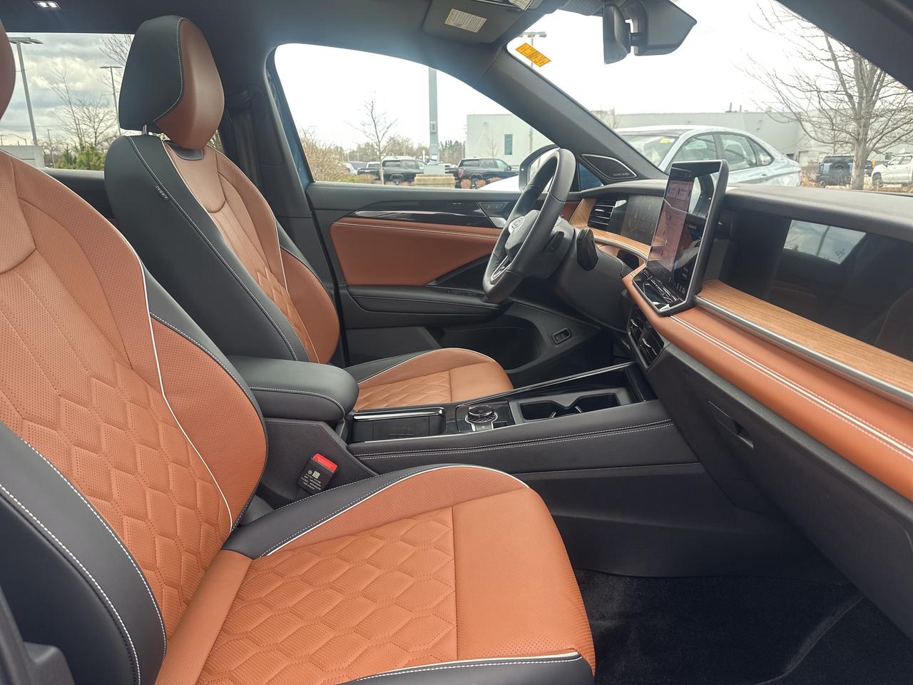 2026 Volkswagen Tiguan Highline Turbo R-Line 4MOTION Photo