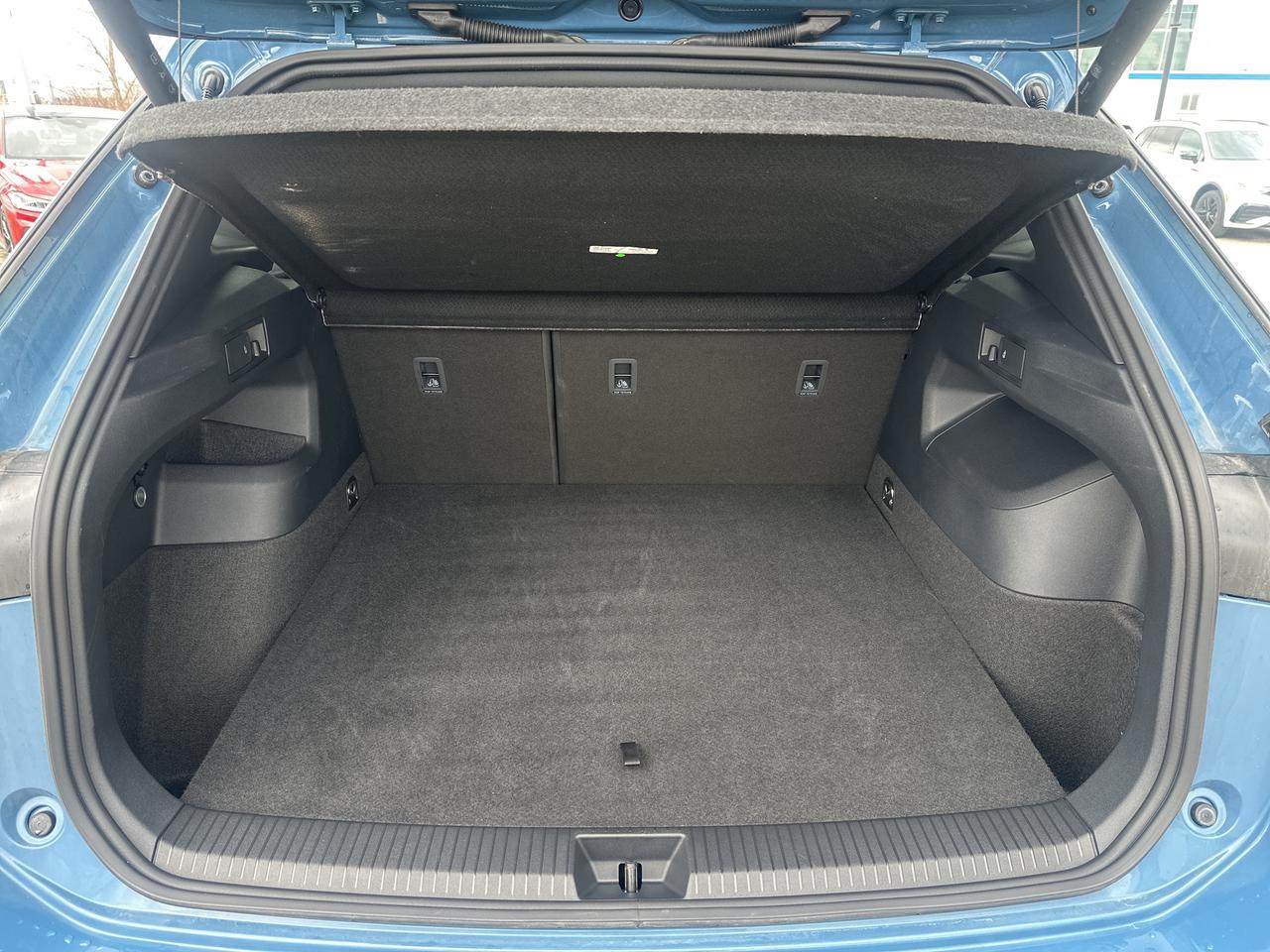 2026 Volkswagen Tiguan Highline Turbo R-Line 4MOTION Photo