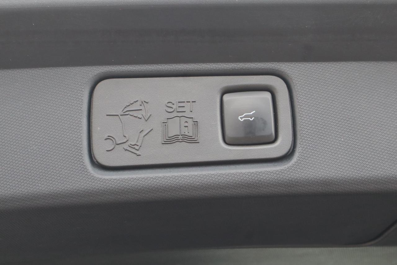 2022 Ford Mustang Mach-E Premium X AWD   No Accident   Extended Range   Moo Photo