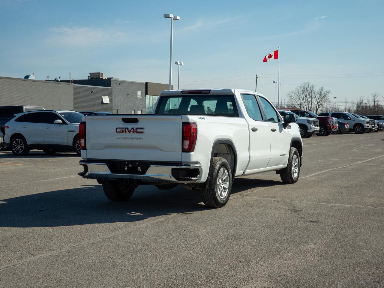 2025 GMC Sierra 1500 Pro - Wi-Fi Hotspot   Lane Assist Photo