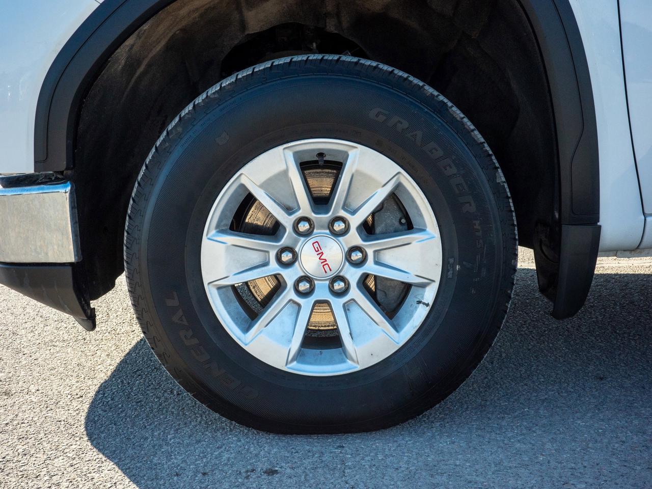 2025 GMC Sierra 1500 Pro - Wi-Fi Hotspot   Lane Assist Photo