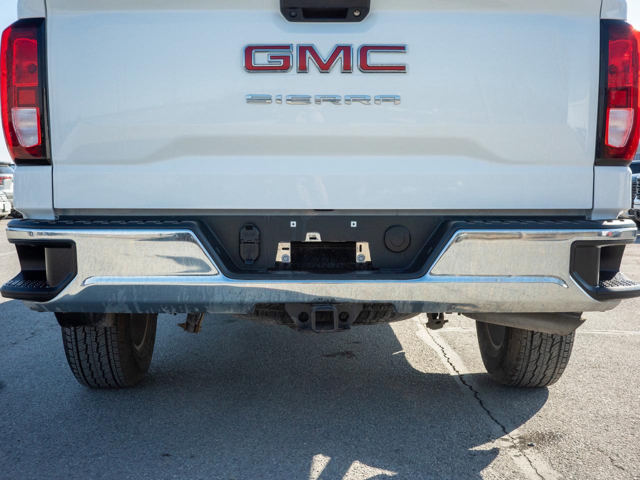 2025 GMC Sierra 1500 Pro - Wi-Fi Hotspot   Lane Assist Photo