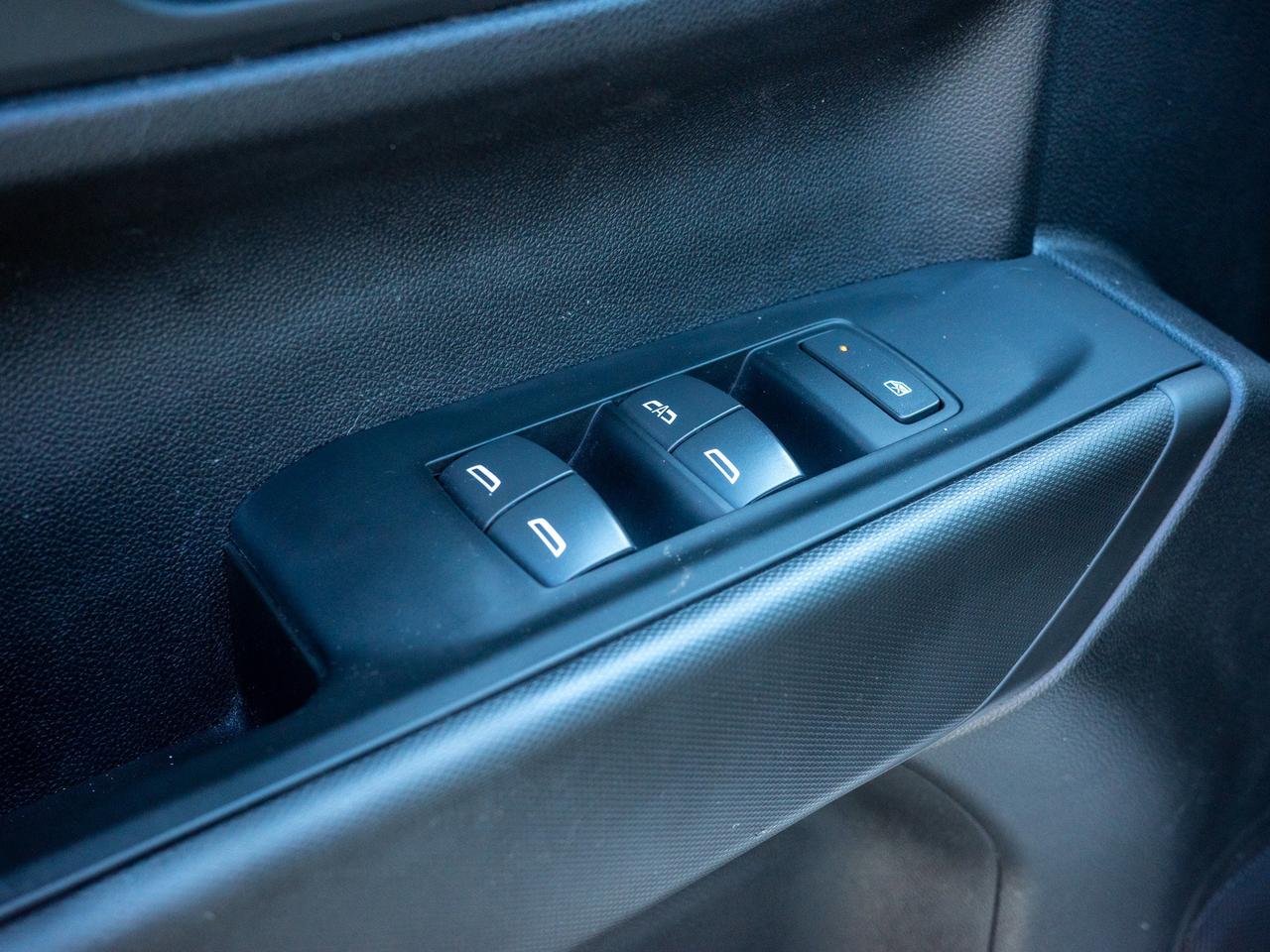 2025 GMC Sierra 1500 Pro - Wi-Fi Hotspot   Lane Assist Photo