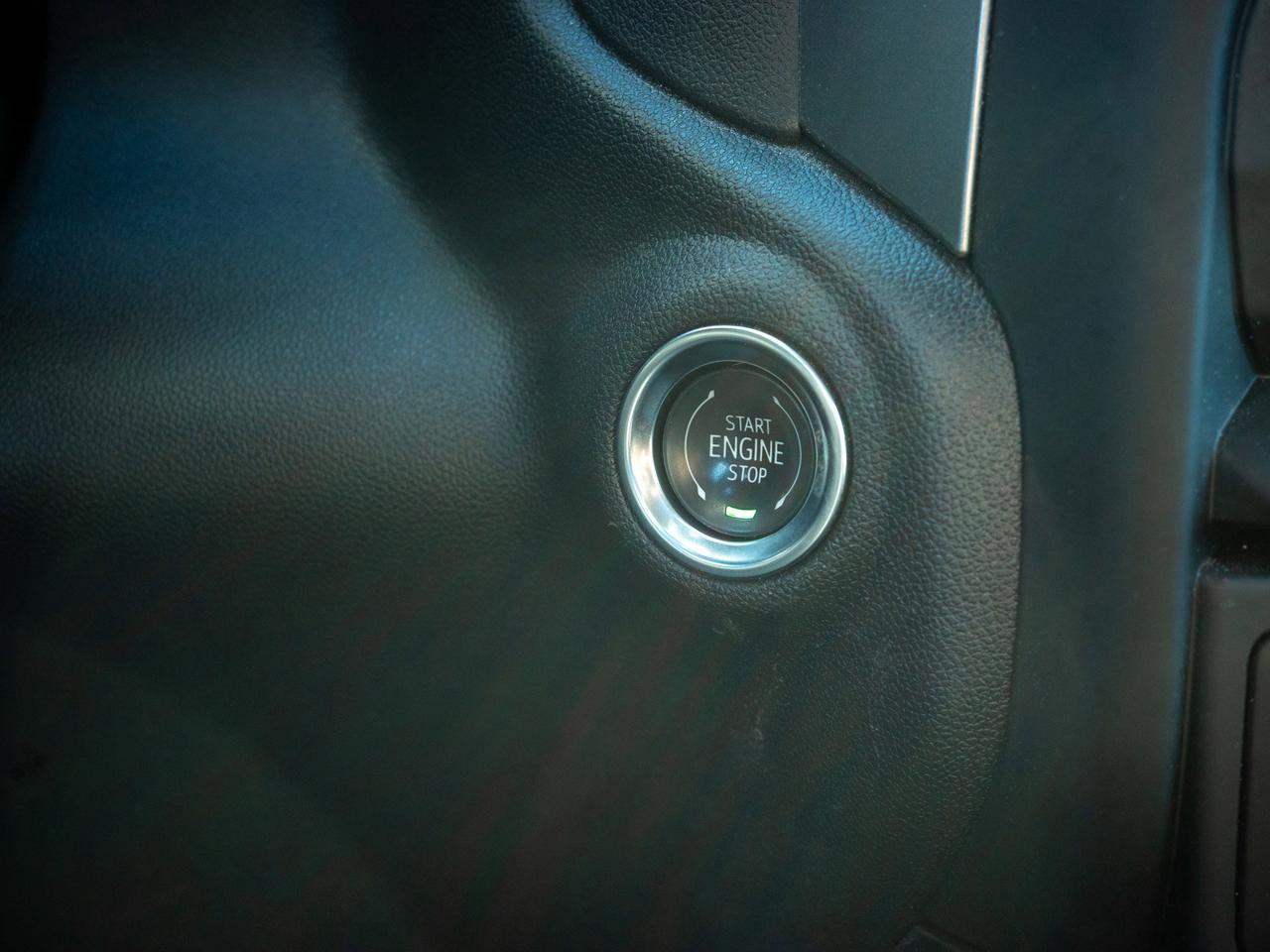 2025 GMC Sierra 1500 Pro - Wi-Fi Hotspot   Lane Assist Photo