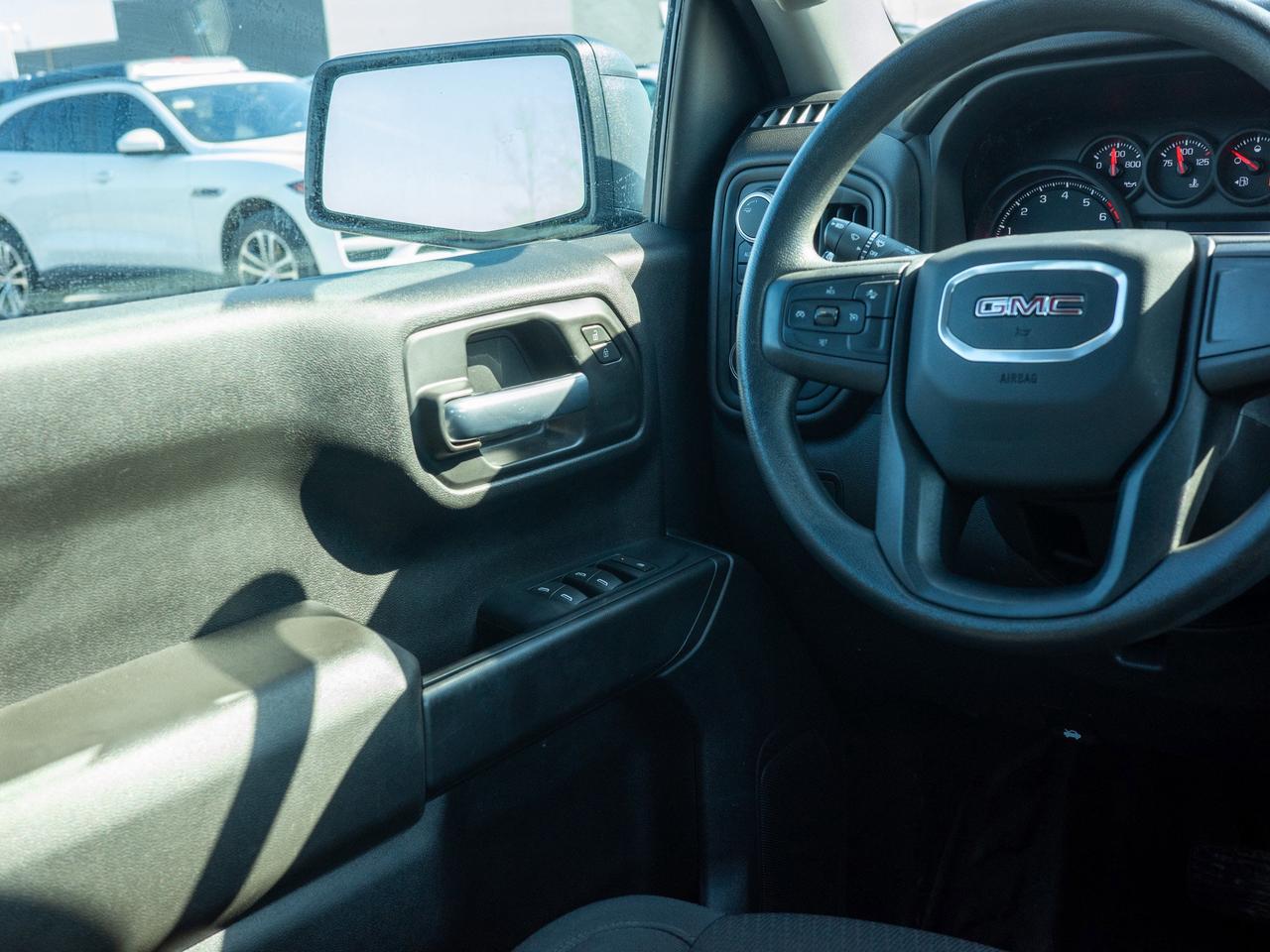 2025 GMC Sierra 1500 Pro - Wi-Fi Hotspot   Lane Assist Photo