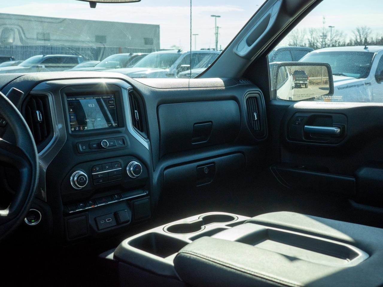 2025 GMC Sierra 1500 Pro - Wi-Fi Hotspot   Lane Assist Photo