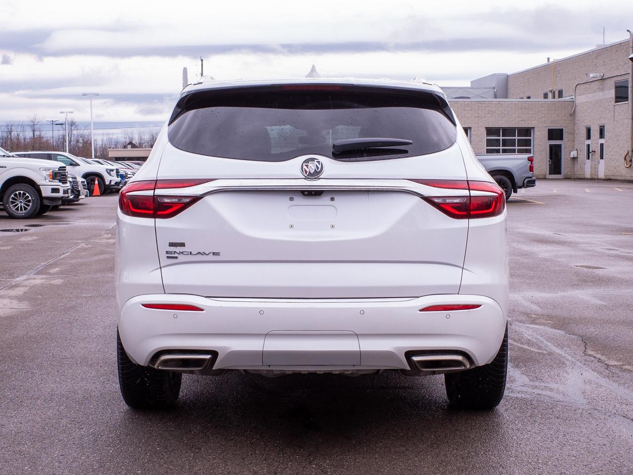 2021 Buick Enclave Avenir- Wireless Phone Charging Photo